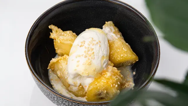Fried Bananas With Vanilla Ice Cream